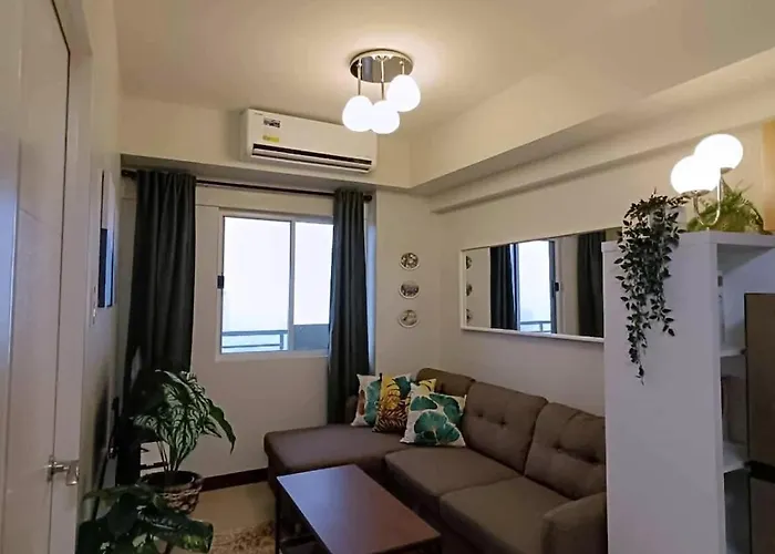 Heaven45 - 2br Spacious With View And Netflix Near Naia, Moa, Makati And 4-6pax