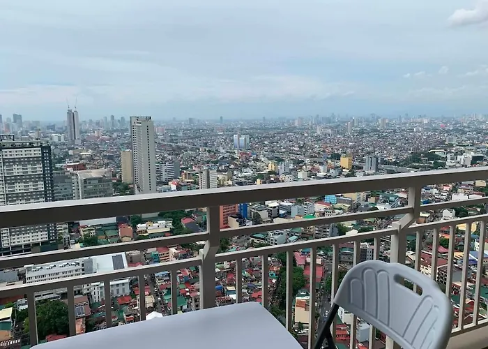 Heaven45 - 2br Spacious With View And Netflix Near Naia, Moa, Makati And 4-6pax *
