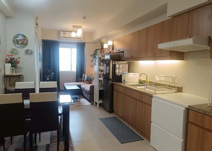 Heaven45 - 2br Spacious With View And Netflix Near Naia, Moa, Makati And 4-6pax Appartamento