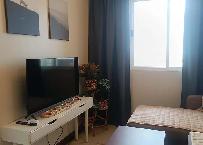 Heaven45 - 2br Spacious With View And Netflix Near Naia, Moa, Makati And 4-6pax Appartamento *