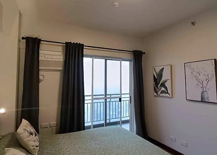 Heaven45 - 2br Spacious With View And Netflix Near Naia, Moa, Makati And 4-6pax Appartamento